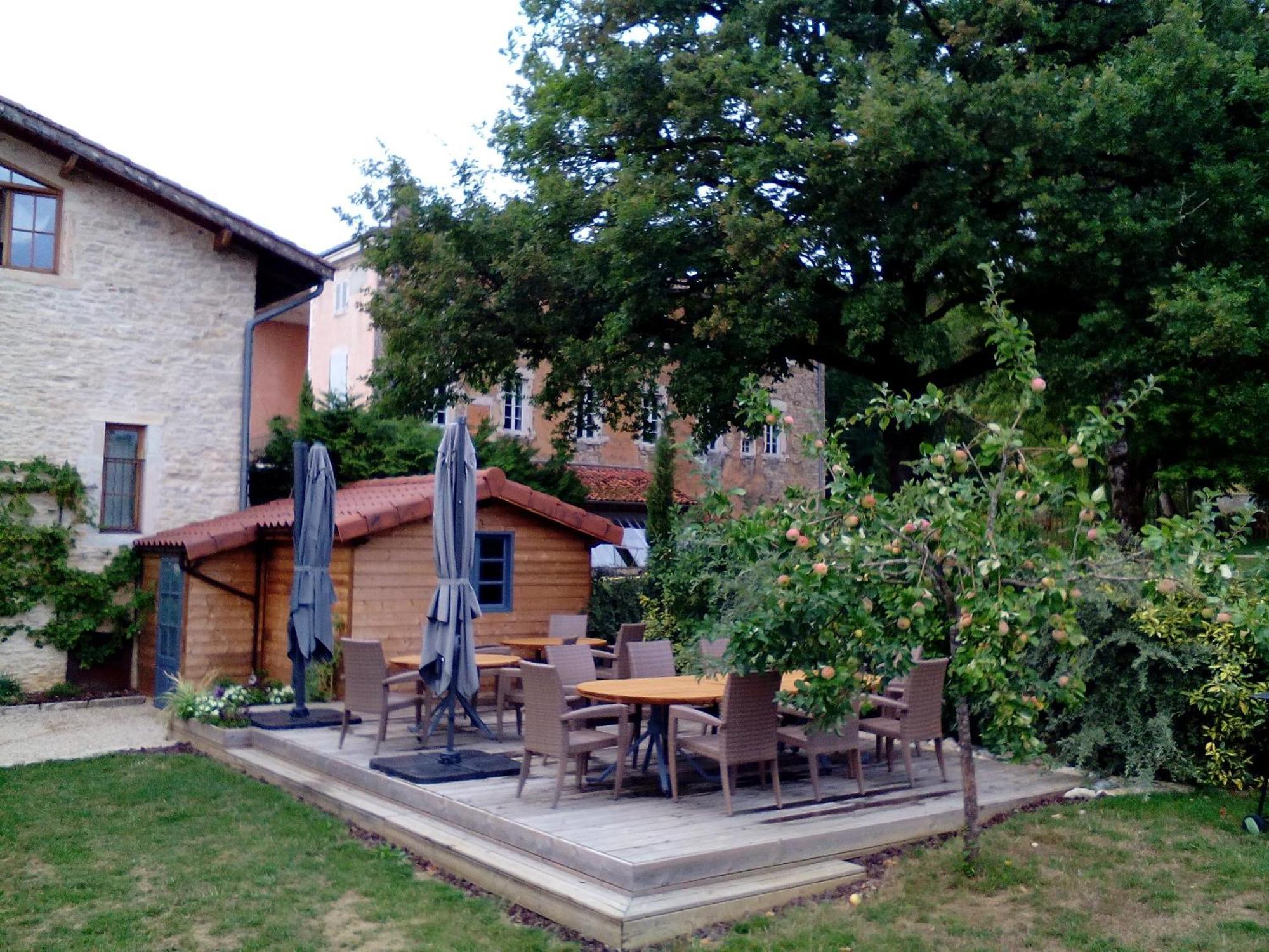 Gites Les Maisons Rouges Jasseron Exterior foto