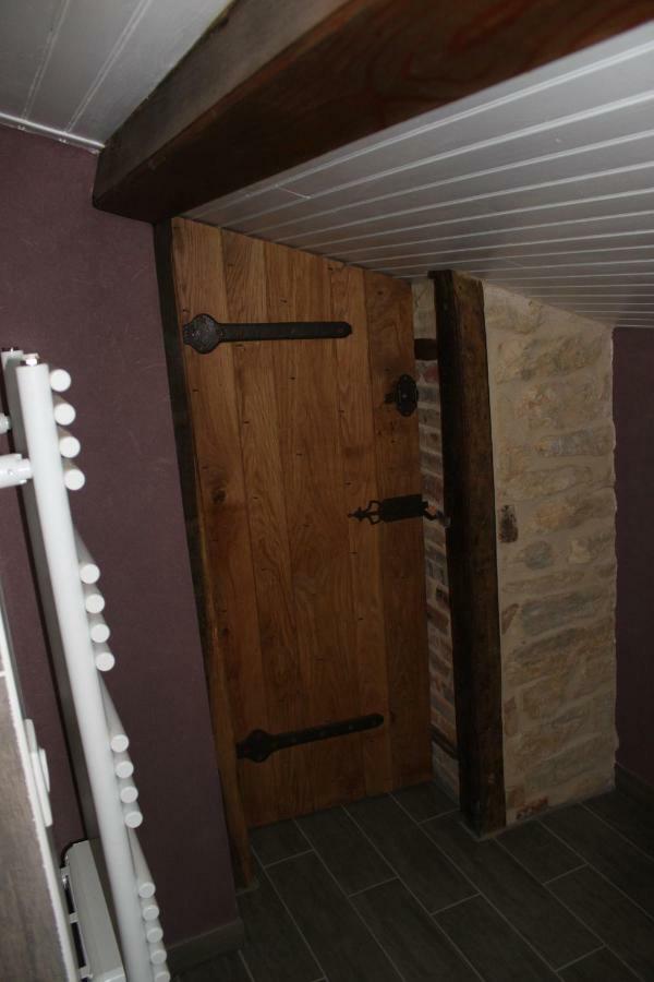 Gites Les Maisons Rouges Jasseron Exterior foto